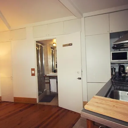 Terrace & Sunny - Center, Quiet & Pratical Lägenhet *