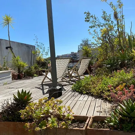 Terrace & Sunny - Center, Quiet & Pratical Lägenhet